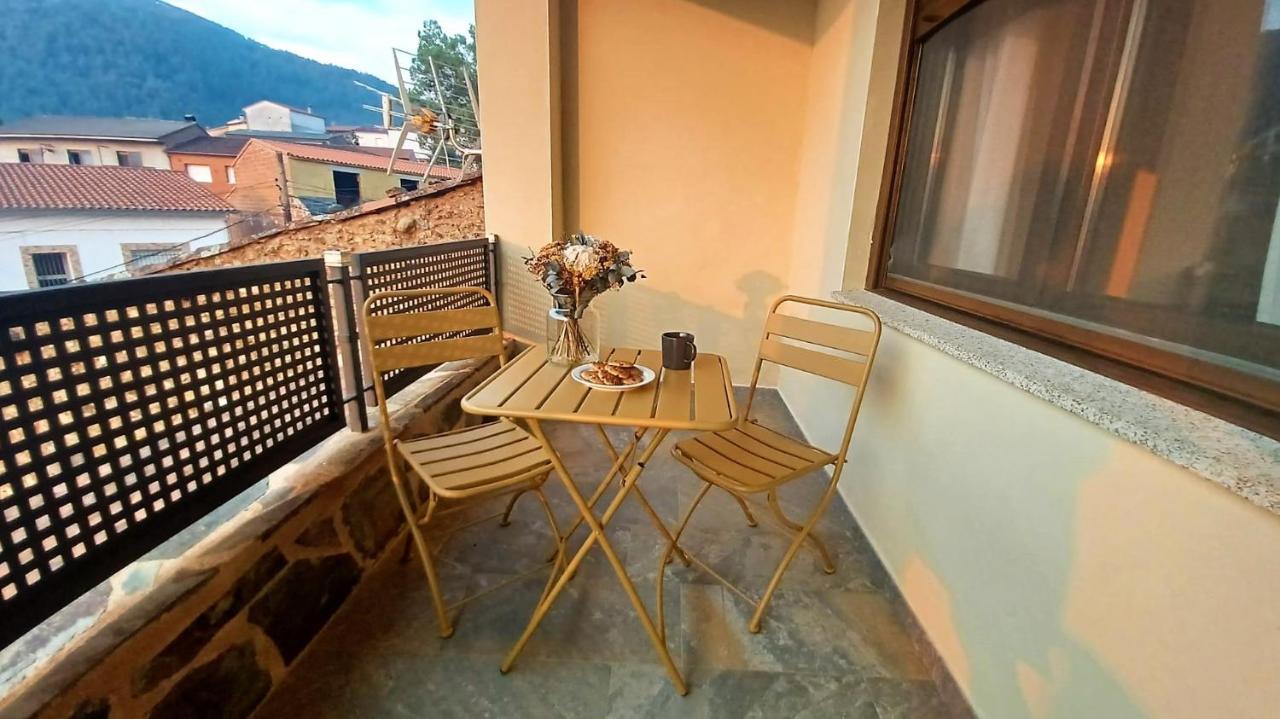 Apartamento Las Campanitas Nunomoral Esterno foto