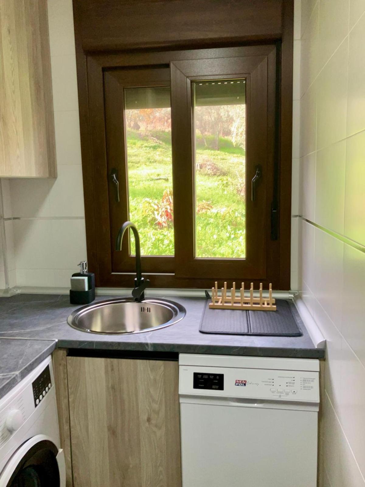Apartamento Las Campanitas Nunomoral Esterno foto