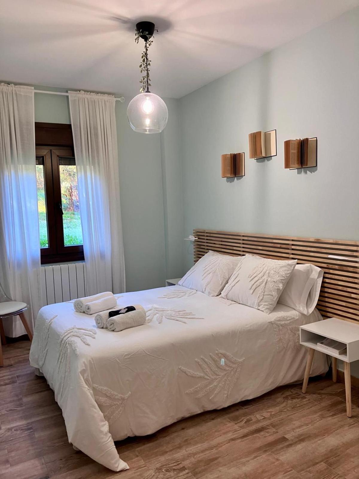 Apartamento Las Campanitas Nunomoral Esterno foto